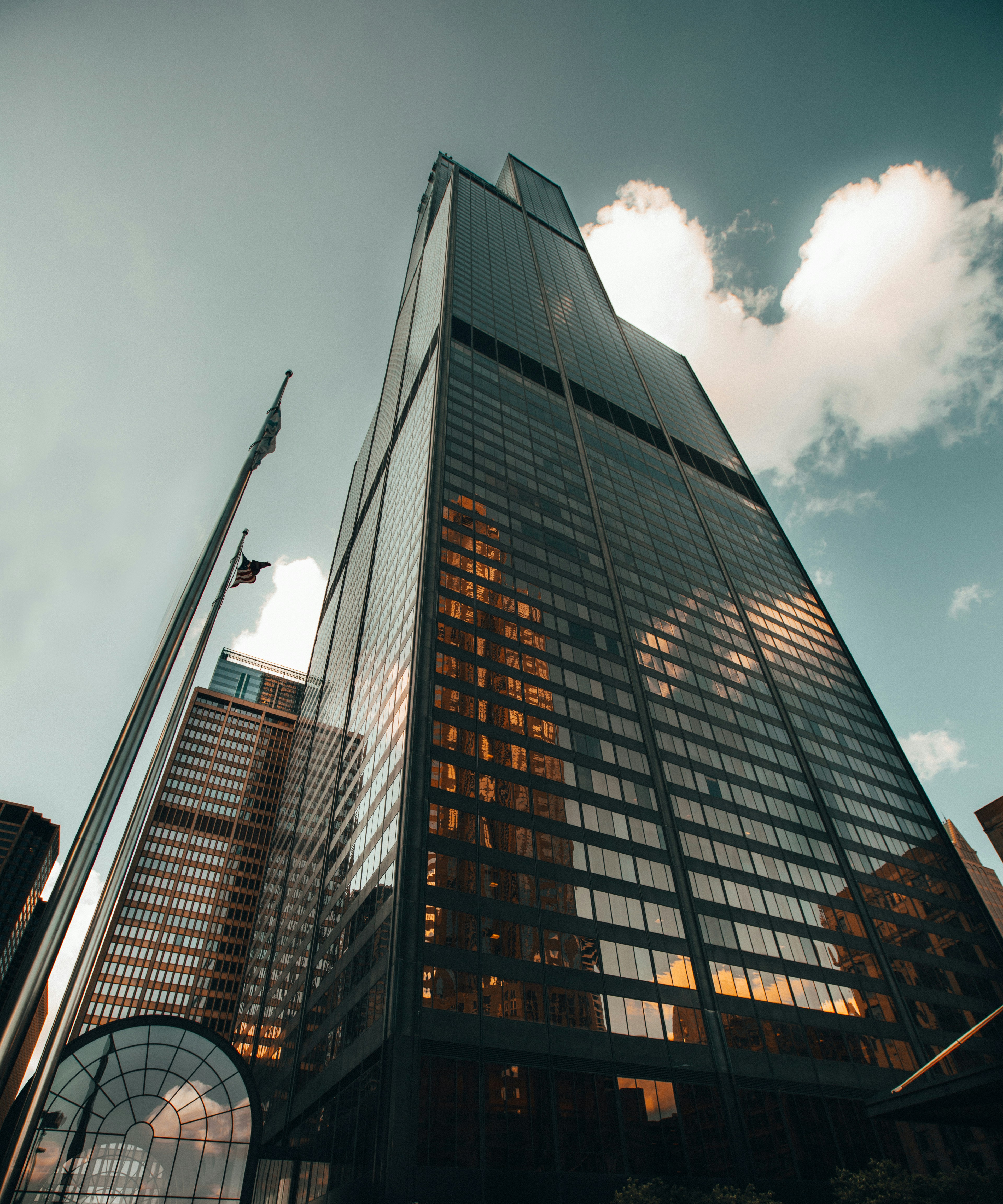 Corporate & Commercial Law